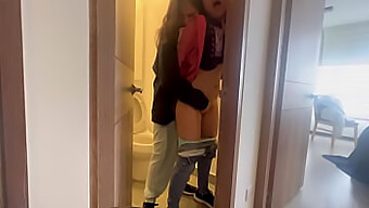 Homemade Lesbian Video Of Two Horny Babes Having Sex In The Bathroom