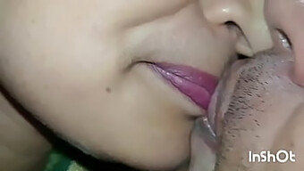 Bhabhi Gets Fucked By Her Lover In This Hot Indian Video