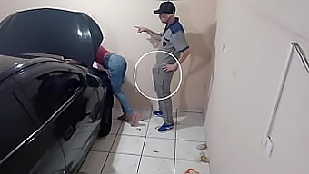 Mecánico Cachondo Es Follado Por Su Jefe En Un Video De Sexo Duro